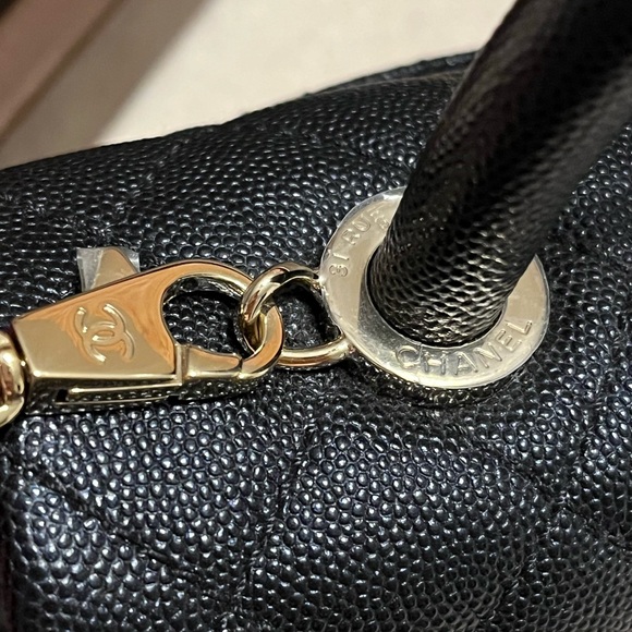 ❌SOLD Chanel small coco handle - Picture 2 of 10